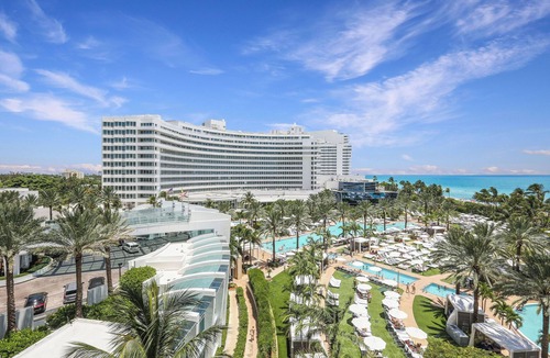 City Center Condo | Fontainebleau Sorrento OceanView Jr. Suite FREE valet & spa.pass No resort fees!