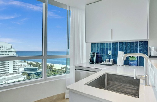 Mid Beach Hotel | Fontainebleau Tresor Tower Ocean 1BDRM/2BATH