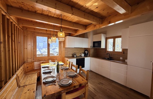 Salins Ski Chalet | Fontannets 001 COSY & MOUNTAIN chalet 10 pers