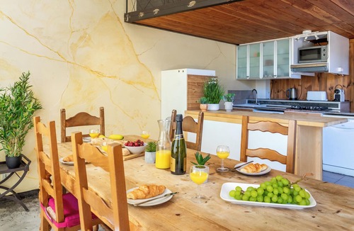 Pezenas Apartment | Fontedicto - large apartment, courtyard and pool in historic convent, Pézenas