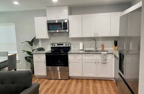 Northeast Houston House | Footballer's Retreat min to Downtown