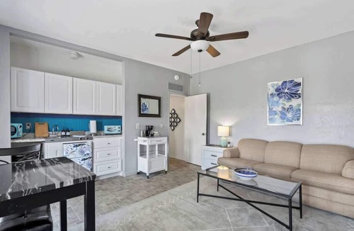 Oro Valley House | Foothills Villa Suite | Private Wing & Views