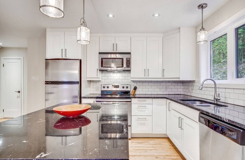 Morin Heights Apartment | For couples or active families - 30 days and more