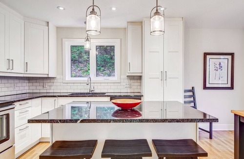 Morin Heights Apartment | For couples or active families - 30 days and more