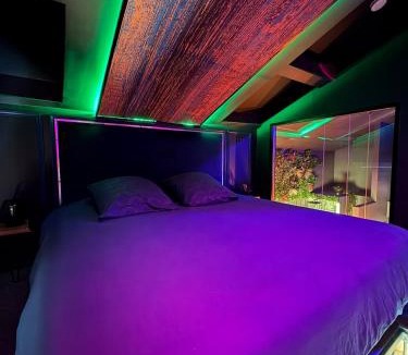 Coutiches Apartment | For Ever - Love Room