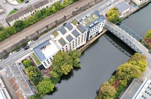 Newton St Loe Apartment | For Students Only - Hollis Wharf in Bath