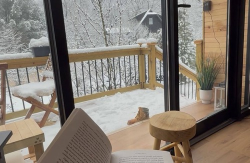 Ringwood Cabin | Forava Cabin 2 Cozy Forest Stay + Sauna