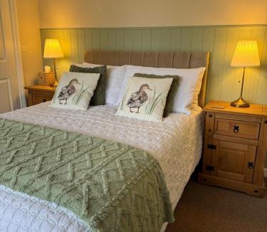 Ford Bed & Breakfast | Ford Village Bed & Breakfast