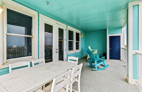 Red Fish Cove Condo | Fore Sail -Beach Front - Ocean View-Next to Beach Club