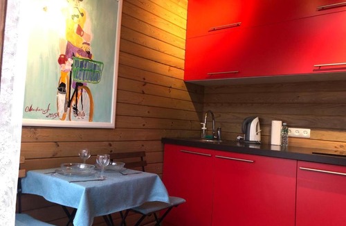 Ershov Apartment | Forest by SKOKOVO PARK