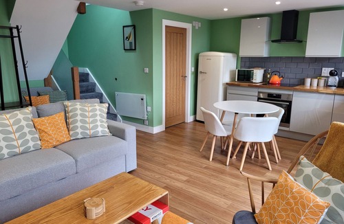 Cinderford Cabin | Forest Cedar Lodge, Cinderford, Sleeps 4