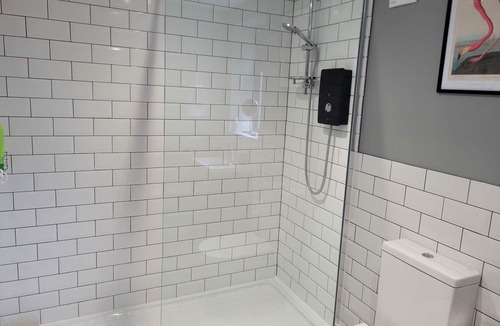 Cinderford Cabin | Forest Cedar Lodge, Cinderford, Sleeps 4