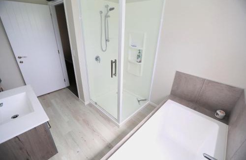 Waitarere Beach House | Forest Charm by the Beach