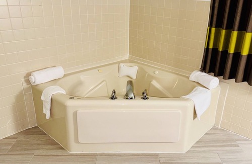 Forest City Hotel | Forest City Inn