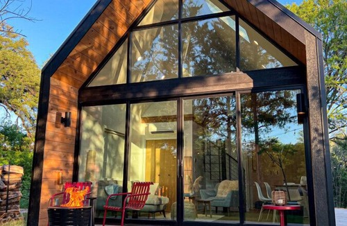 Lacy-Lakeview Cabin | Forest Edge at Live Oak Lake | Modern Cabin