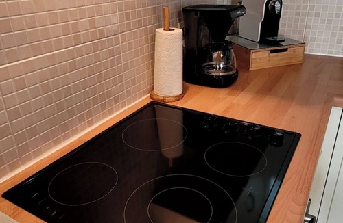 Baguer-Pican Cottage | Forest escape