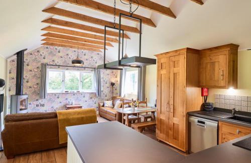 Balcombe House | Forest Farm Cottage