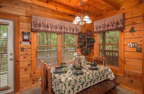 Sevierville House | Forest Fling