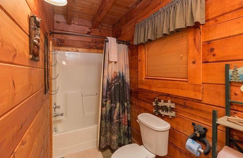 Sevierville House | Forest Fling
