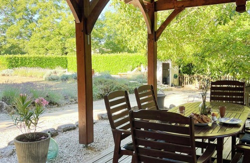 Saint-Cernin-de-Labarde House | Forest-edge barn near medieval Issigeac