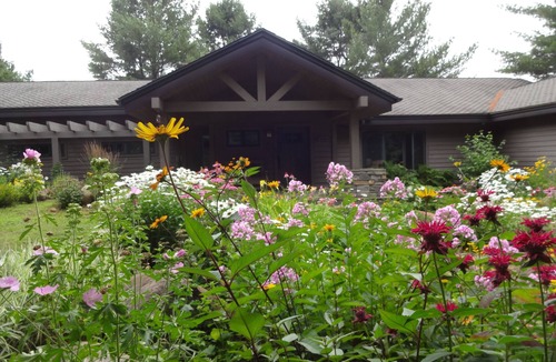 Watersmeet Bed & Breakfast | FOREST GARDENS GETAWAY B&B