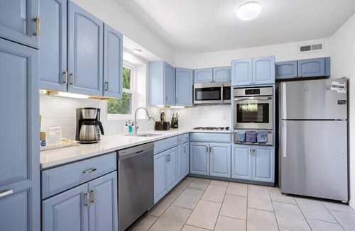 Forest Glen House | Forest Glen Silver Spring Gem - Parking