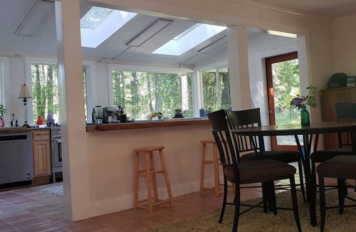 Sunny Valley House | Forest Haven, Peaceful Forest Haven