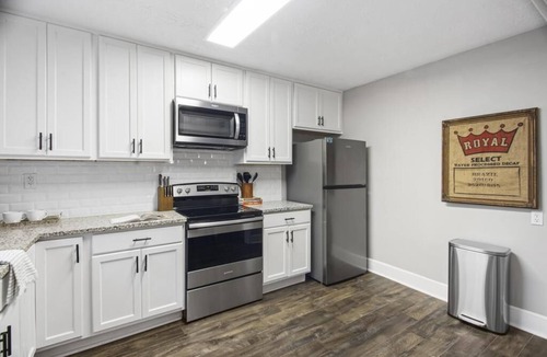 Forest Hills House | Forest Hills Cottage - 4.2 Miles from Masters