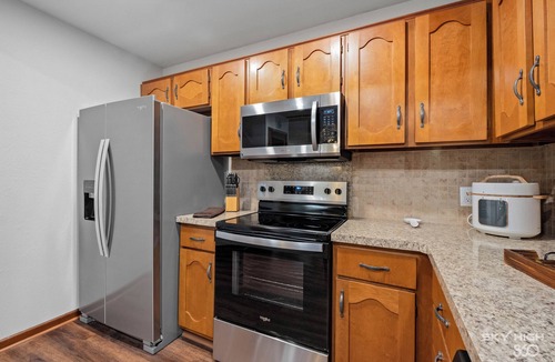 Bella Vista House | Forest Hills Retreat - Dog Friendly, Fenced