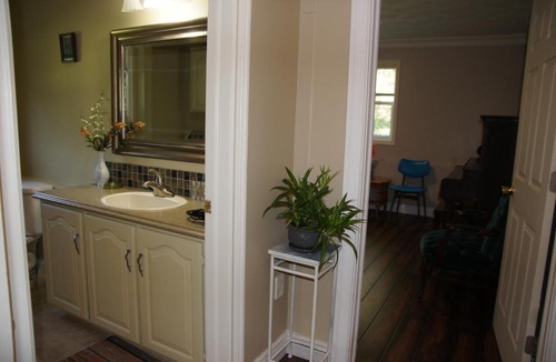 Charlottetown House | Forest hut