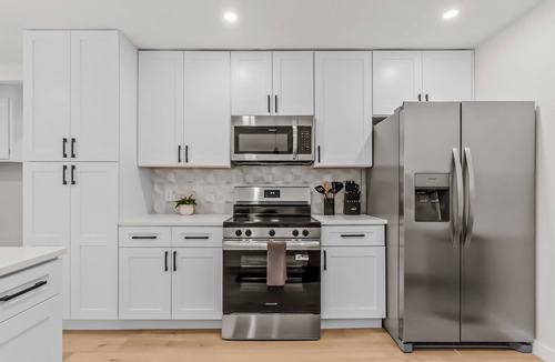Leon Valley House | Forest Oaks Pool House 5/2 Medical Center