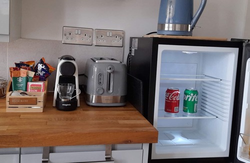 Stuckton Apartment | Forest Palms