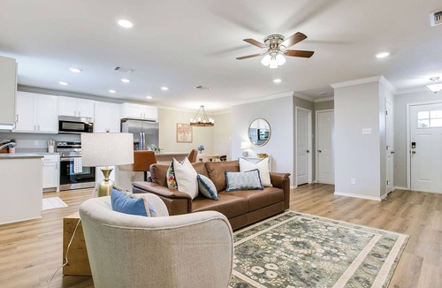 San Angelo House | Forest Park - Darling Dwelling/Newly Remodeled 3 BR/2 BA