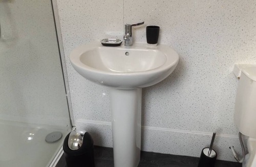 Stoke-on-Trent Apartment | Forest Park House