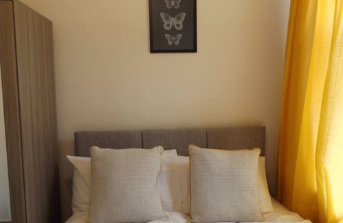 Stoke-on-Trent Apartment | Forest Park House