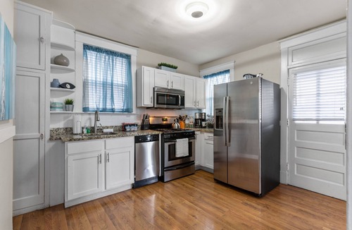 St. Louis House | Forest Park Oasis | JZ Vacation Rentals