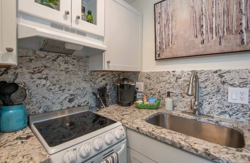 Avoca Apartment | Forest Retreat Condo