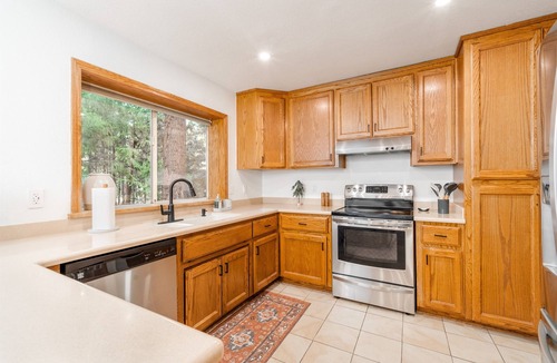 Placerville House | Forest Retreat+Hot Tub| SlyPark, AppleHill & Tahoe