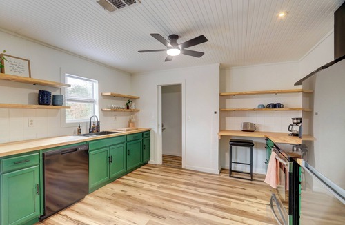 Circle D-KC Estates House | Forest Retreat – Peaceful 3BR Escape w Huge Patio