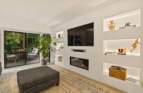 Papakura House | Forest Retreat with pool table & 10min to wineries