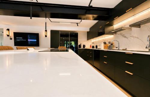 Noisy-le-Grand House | Forest Suites, 12 Studios, Paris et Disney