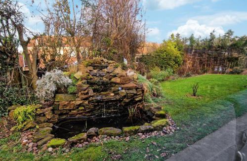 Newark upon Trent House | Forest View Cottage