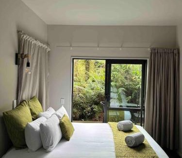 Franz Josef Glacier Apartment | Forest View Franz Josef