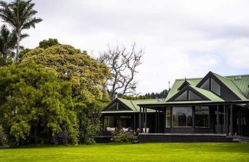 Paihia Bed & Breakfast | FOREST WATERS