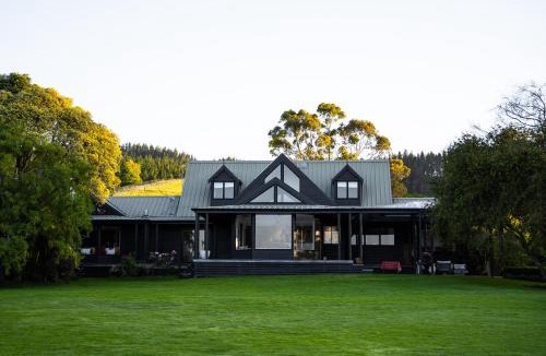 Paihia Bed & Breakfast | FOREST WATERS