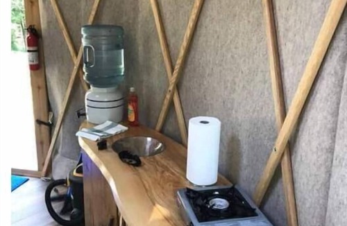 Scugog House | Forest Yurt 1 hour from Toronto