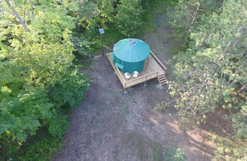 Scugog House | Forest Yurt 1 hour from Toronto