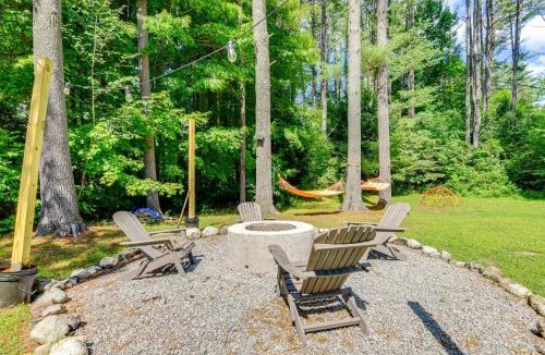 Schroon Lake House | Forested Retreat w/Sauna: 5 Mi to Schroon Lake