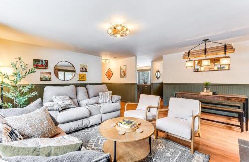 Schroon Lake House | Forested Retreat w/Sauna: 5 Mi to Schroon Lake