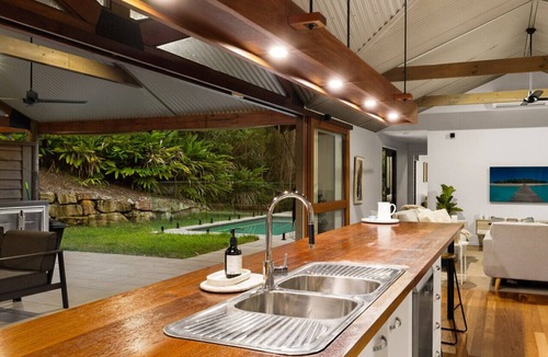 Bonogin House | Forestland Hinterland Hideaway